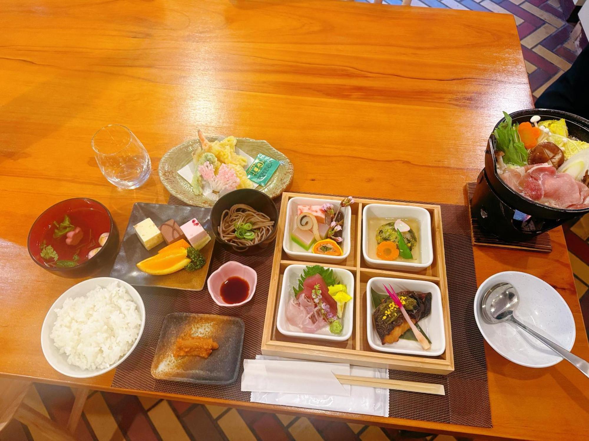Hakuba Sun Valley Hotel מראה חיצוני תמונה